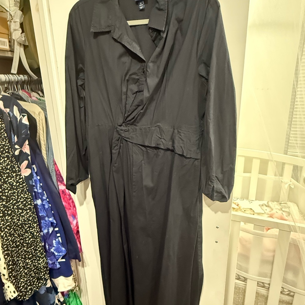 Scoop NYC Black Midi Dress